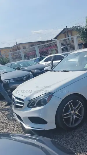 Mercedes-Benz E350 Base 4dr Sedan RWD (3.5L 6cyl 7A) 2014 White