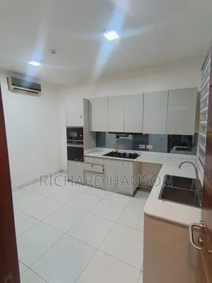 4bdrm Duplex in Serviced, Lekki Expressway for rent