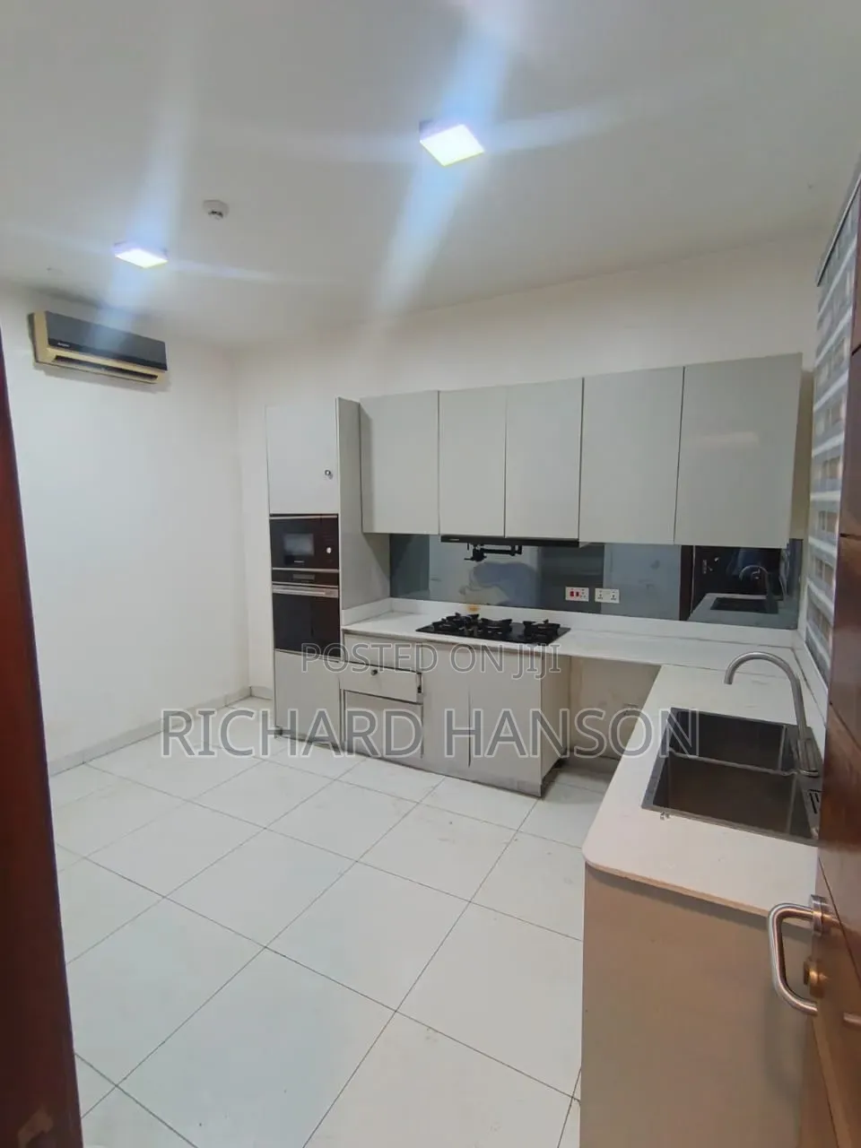 4bdrm Duplex in Serviced, Lekki Expressway for rent