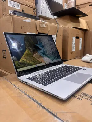 Laptop HP EliteBook 830 G8 16GB Intel Core i7 SSD 256GB