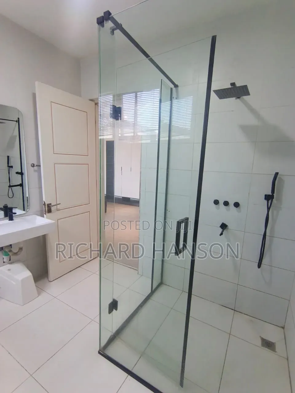 4bdrm Duplex in Serviced, Lekki Expressway for rent
