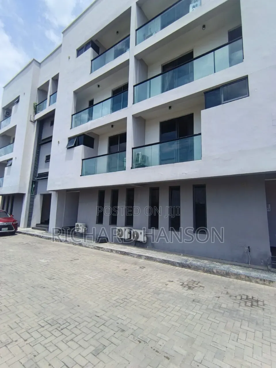 4bdrm Duplex in Serviced, Lekki Expressway for rent