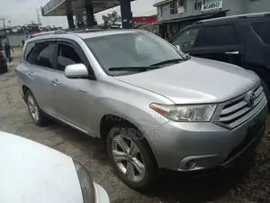 Toyota Highlander 2013 Silver