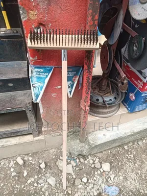 Iron Hand Brush