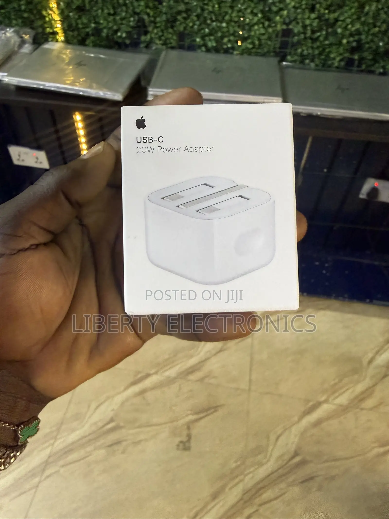 USB-C 20w Power Adapter