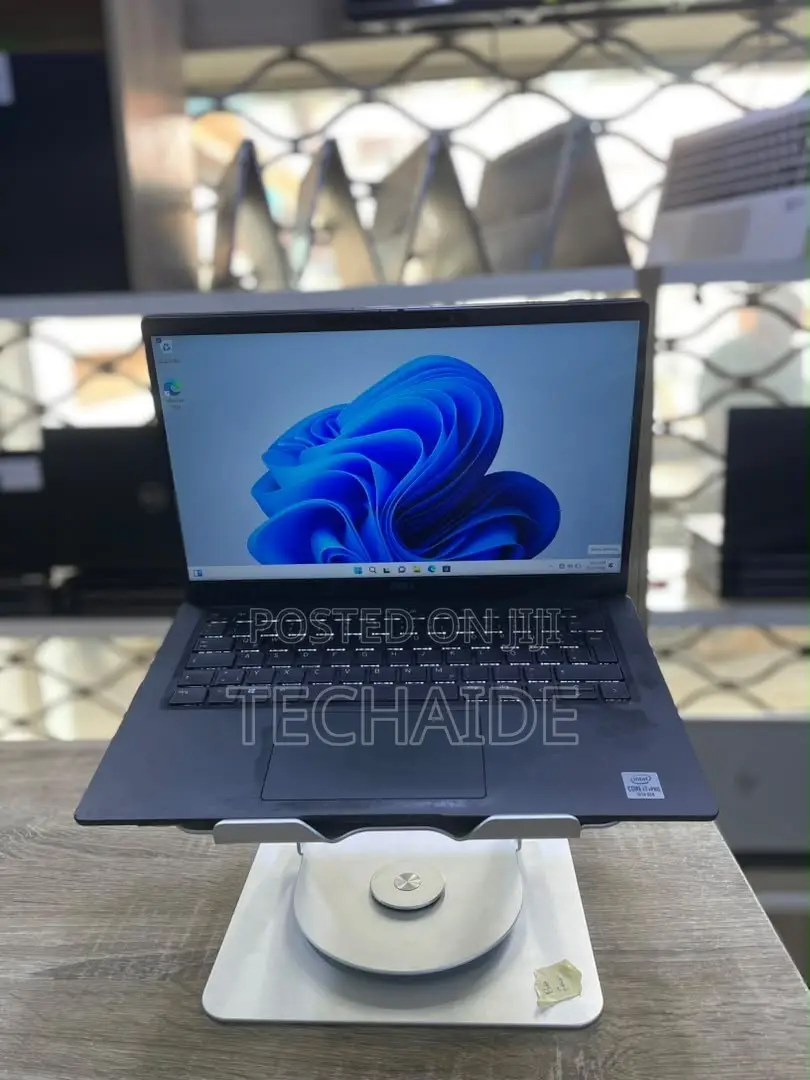 Laptop Dell Latitude 7410 16GB Intel Core i7 SSD 256GB