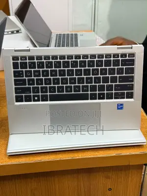 Laptop HP EliteBook x360 1030 G8 8GB Intel Core i5 SSD 256GB