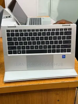 Laptop HP EliteBook x360 1030 G8 8GB Intel Core i5 SSD 256GB