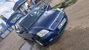 Toyota Avensis 1.8 C 2005 Black