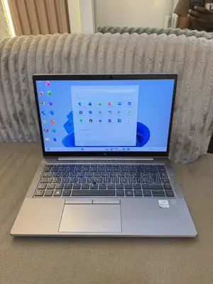 Laptop HP ZBook Firefly 14 G7 32GB Intel Core i7 SSD 256GB