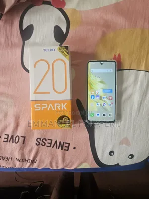 Tecno Spark 20 256 GB Blue