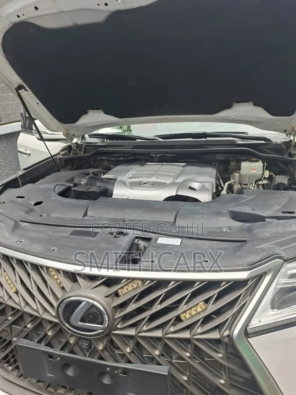 Lexus LX 2020 White