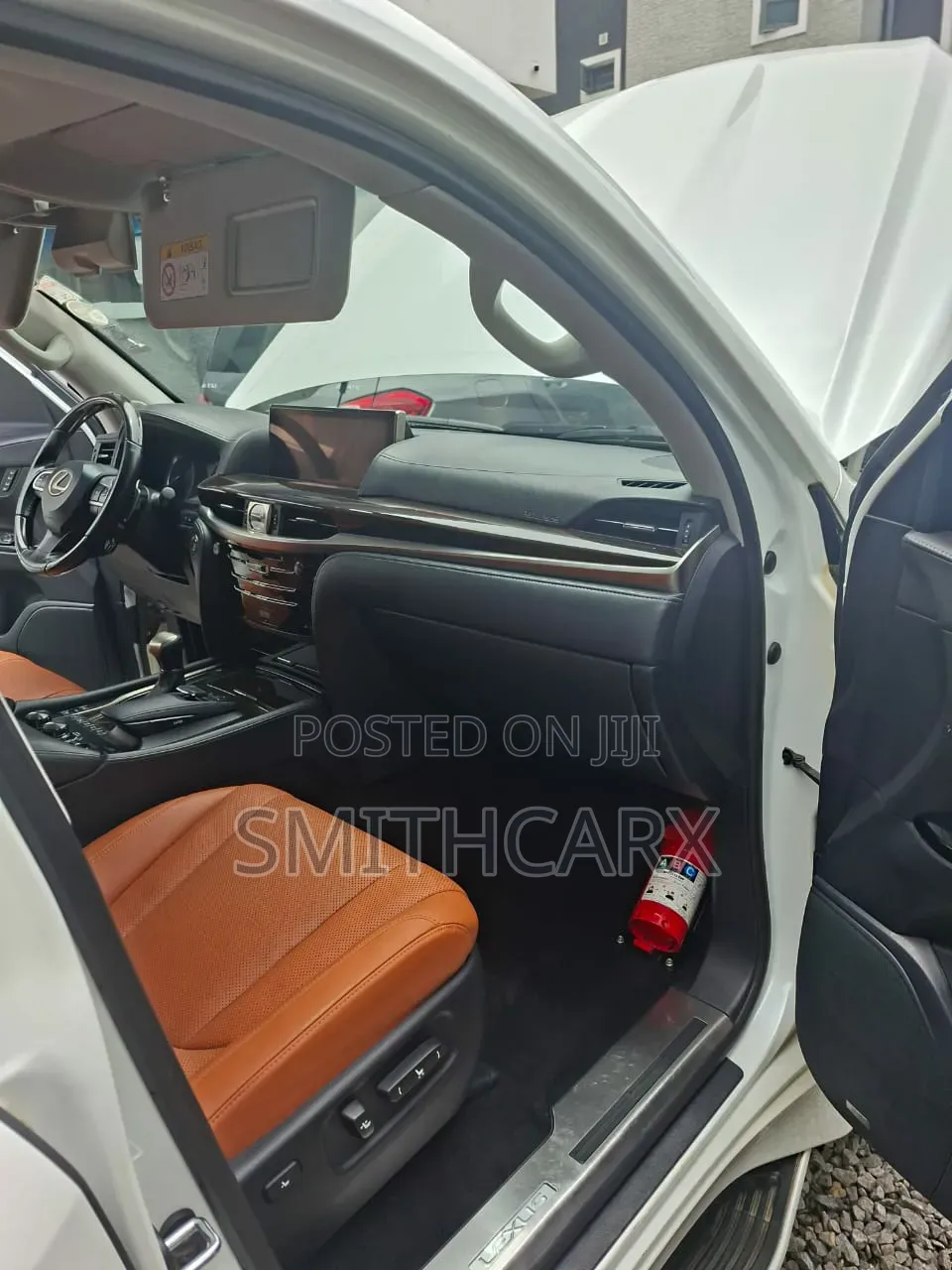 Lexus LX 2020 White