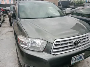 Toyota Highlander Limited 2010 Green