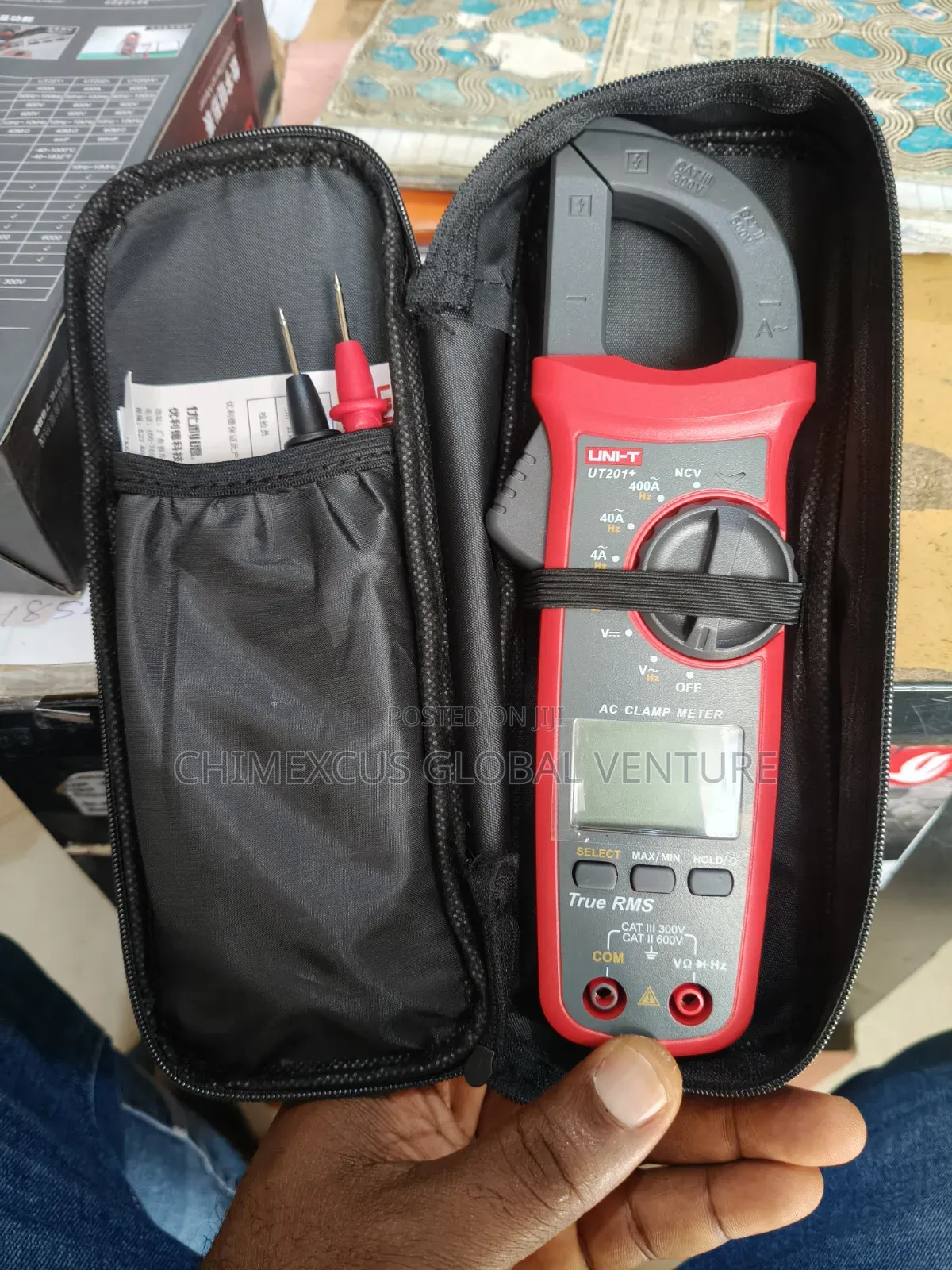 Digital Clamp Meter