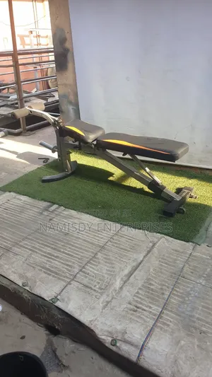 Sit-Up Bench