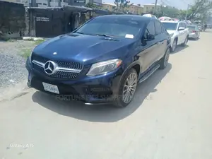 Mercedes-Benz GLE-Class 2016 Blue