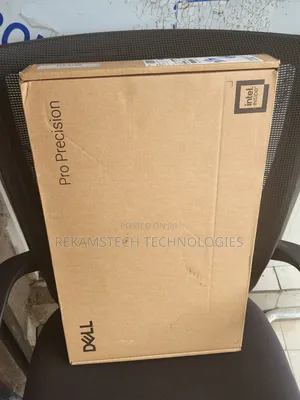 New Laptop Dell Pro Max 16 64GB Intel SSD 2T
