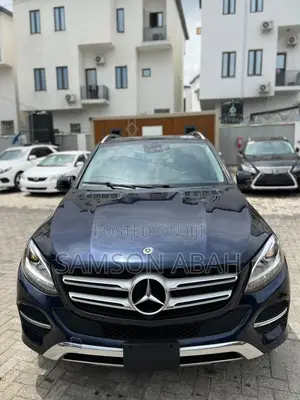 Mercedes-Benz GLE-Class GLE 350 2018 Blue
