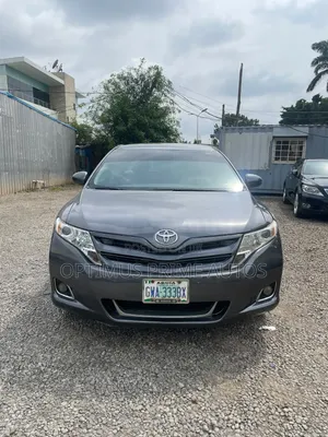 Toyota Venza AWD 2011 Gray