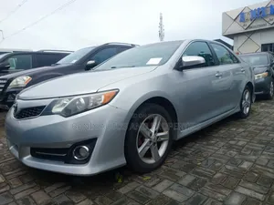 Toyota Camry 2013 Silver