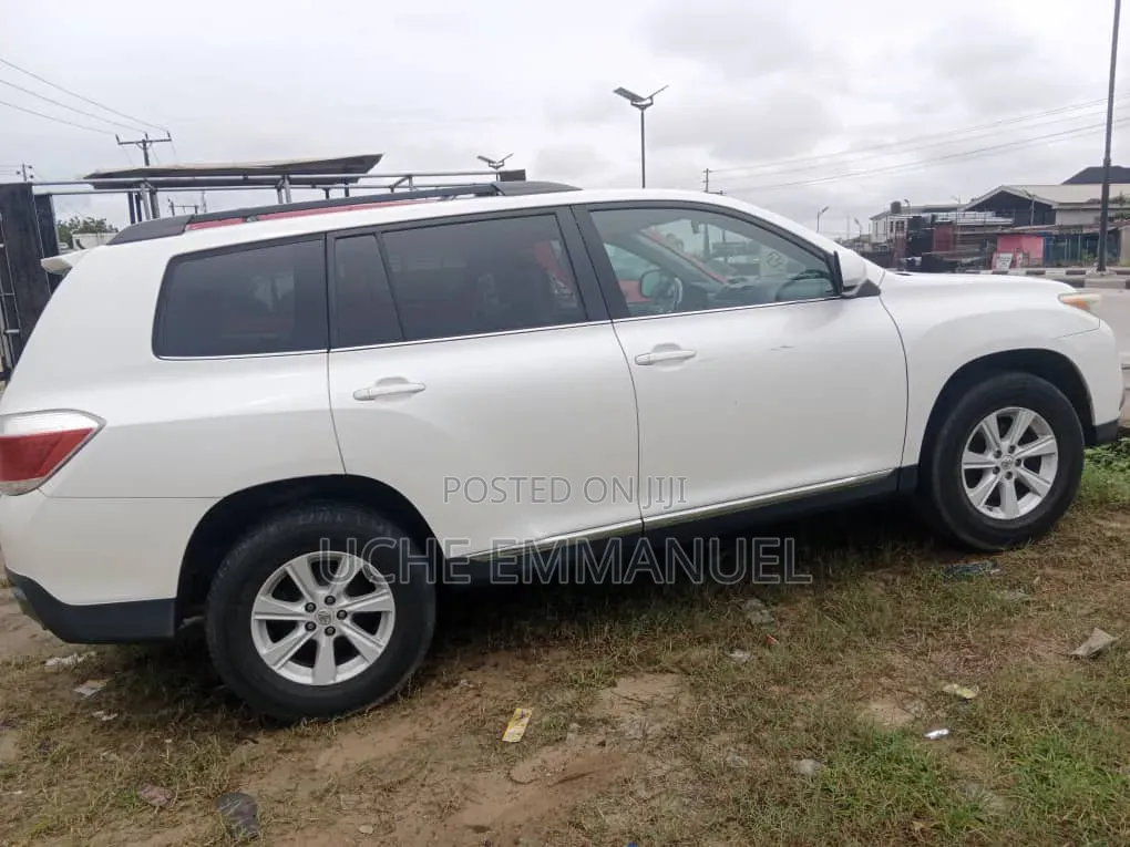 Toyota Highlander 2012 White