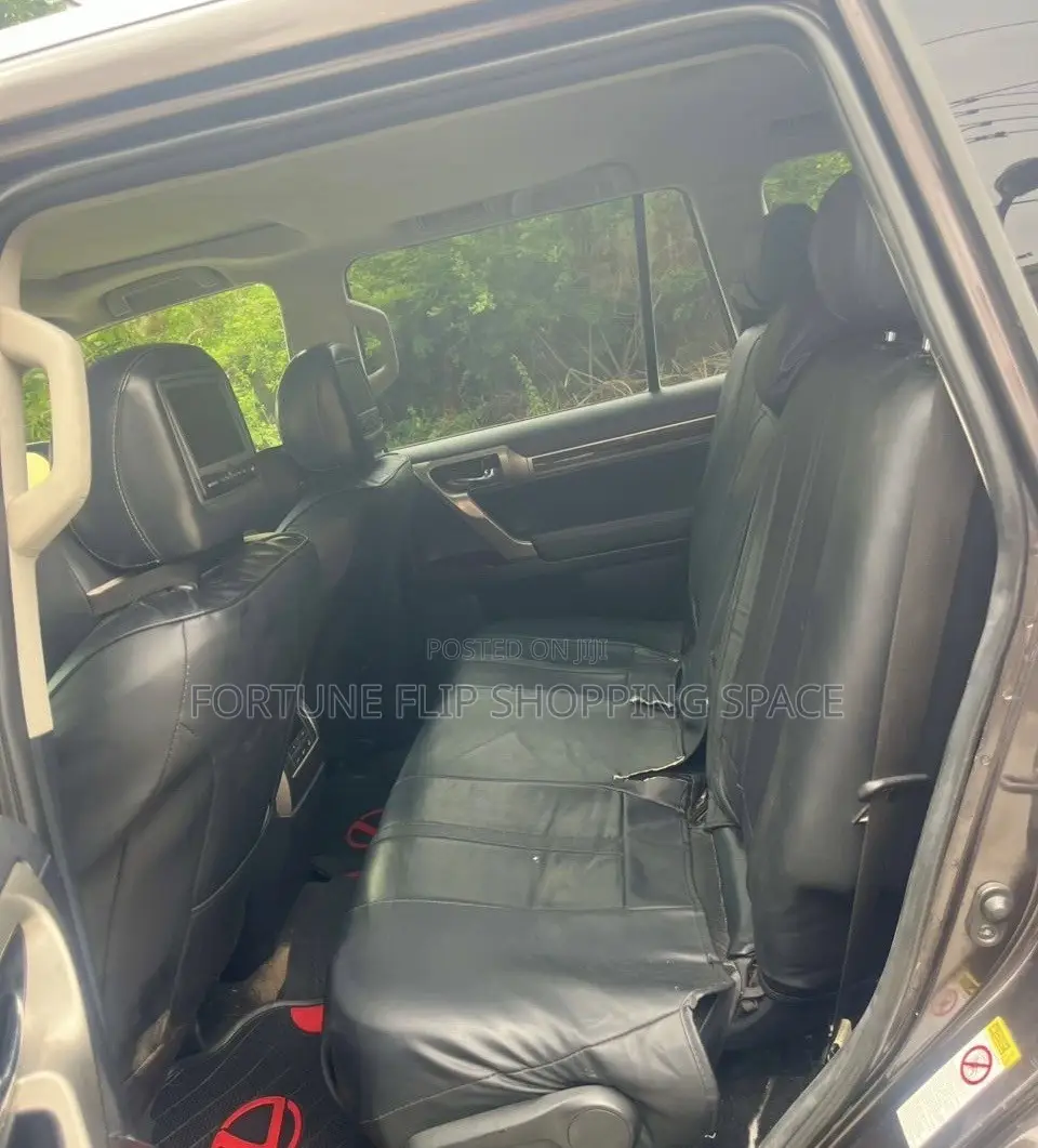Lexus GX 2012 Black