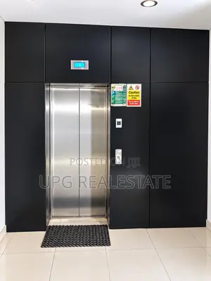 Prime Modern Open-Plan Office Building