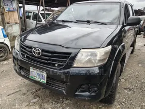 Toyota Hilux 2.0 VVT-i 2012 Black
