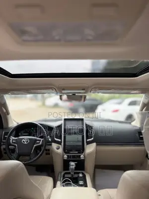 Toyota Land Cruiser 4.5 V8 GXR 2021 Black