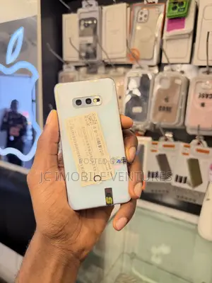 Samsung Galaxy S10e 128 GB White