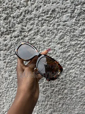 Rectangle Tortoiseshell Sunnies