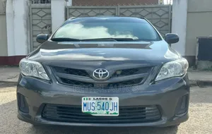Toyota Corolla 2013 Gray
