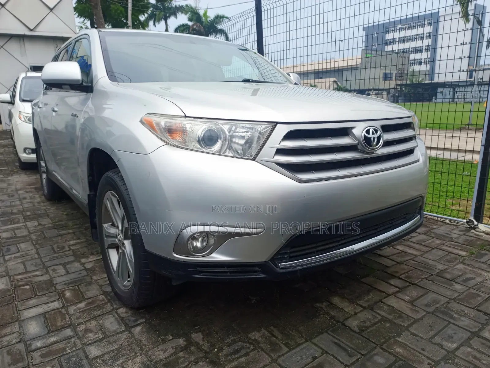 Toyota Highlander Limited 2011 Silver