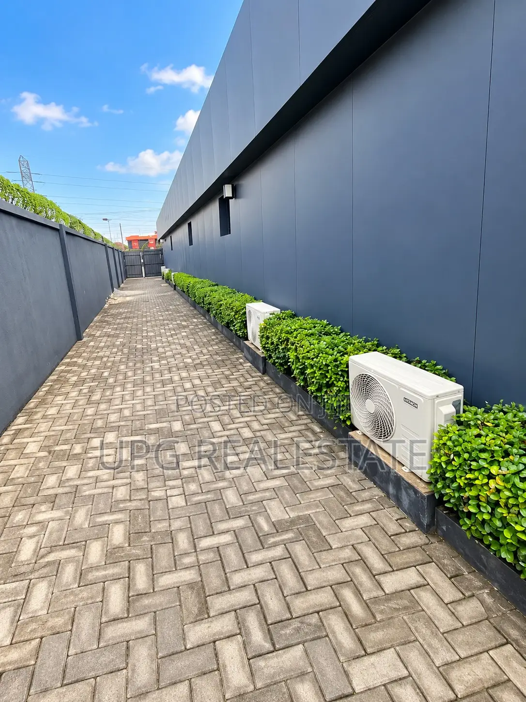 Commercial OffiOpen-plan Commercial Spacece