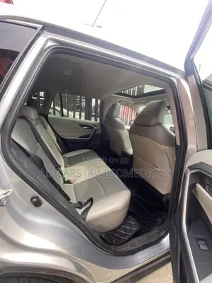 Toyota RAV4 2021