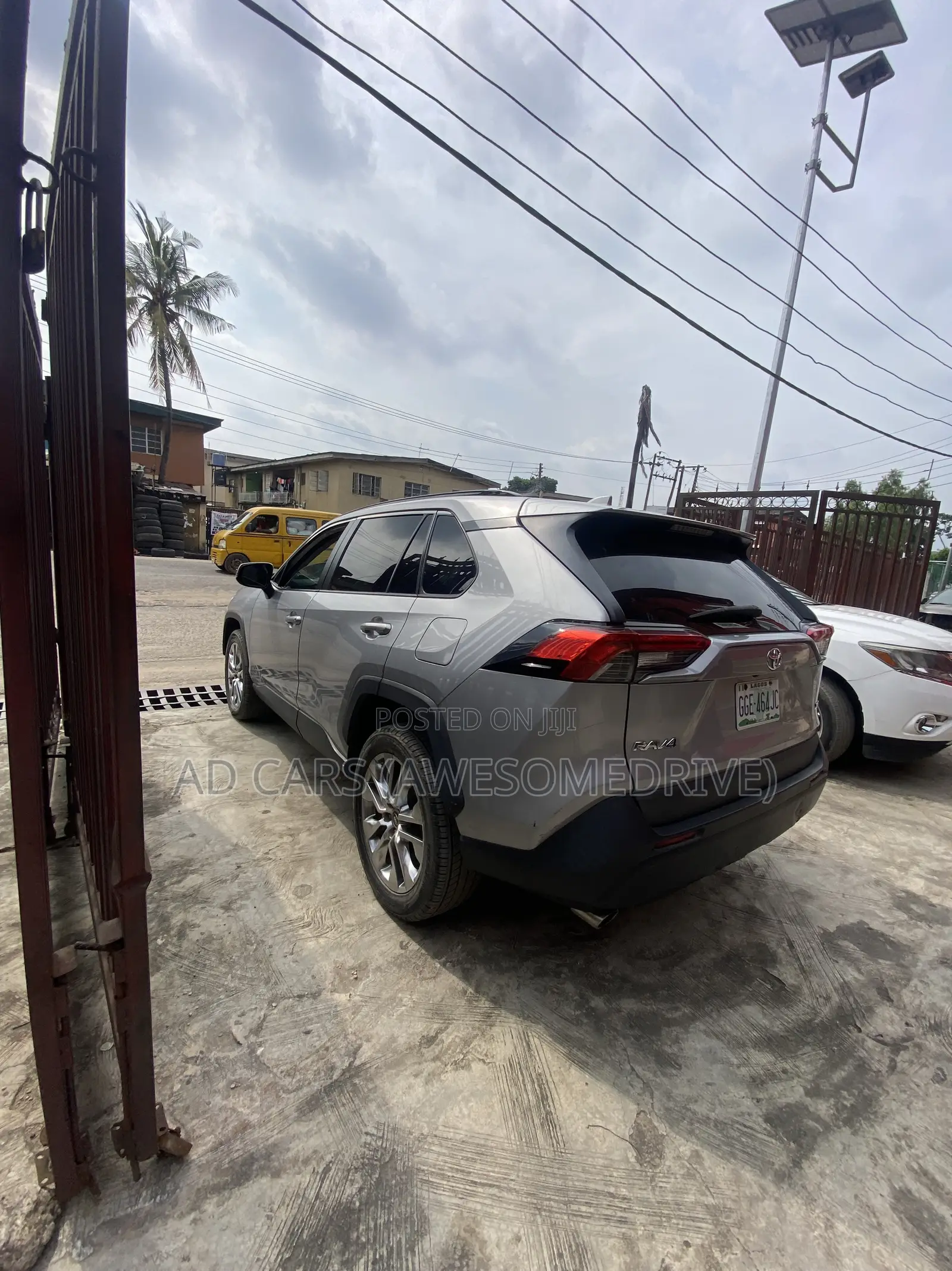 Toyota RAV4 2021