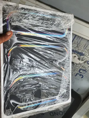 New Apple iPad Pro 13 (2024) 256 GB