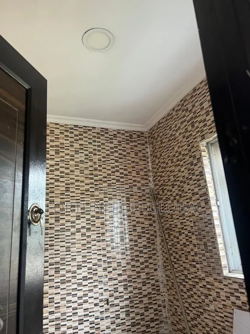 A 6 Bedroom Duplex