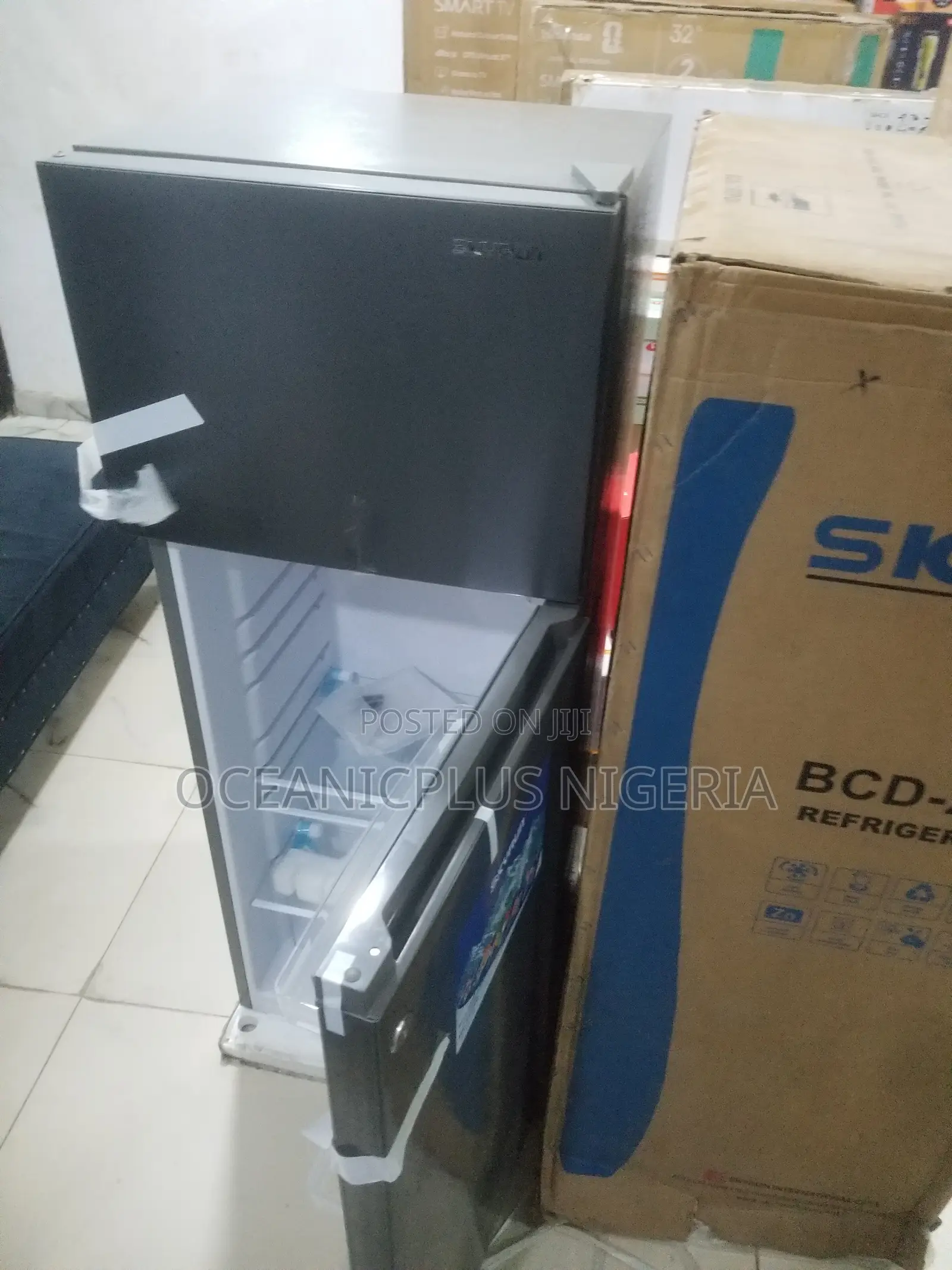 Skyrun BCD-200 Frost Free Refrigerator