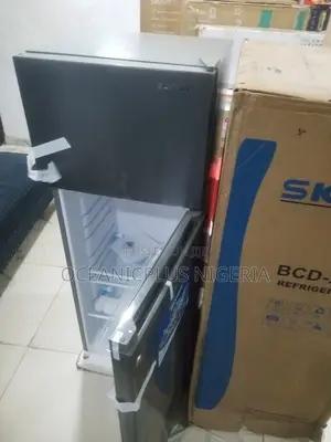 Skyrun BCD-200 Frost Free Refrigerator