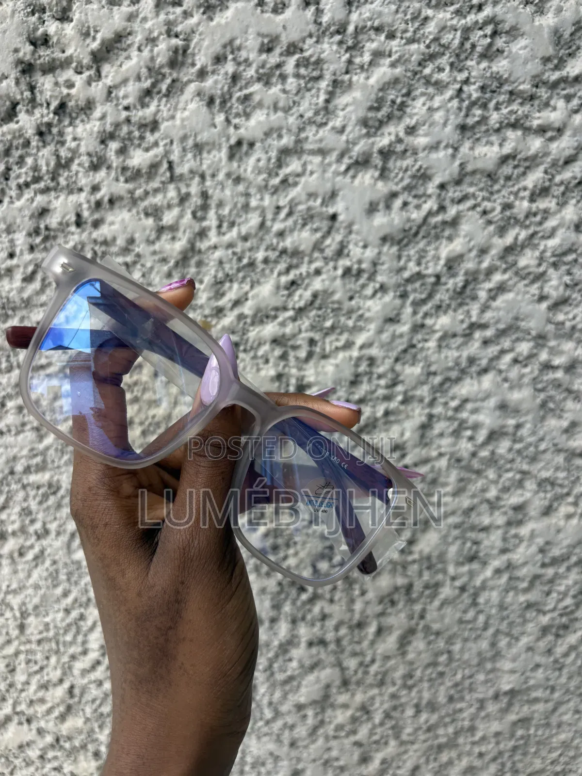 Clear Framed Bluelight Glasses With Wooden Temples