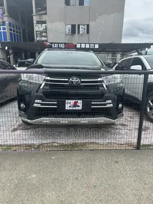 Toyota Highlander LE AWD 2020 Black