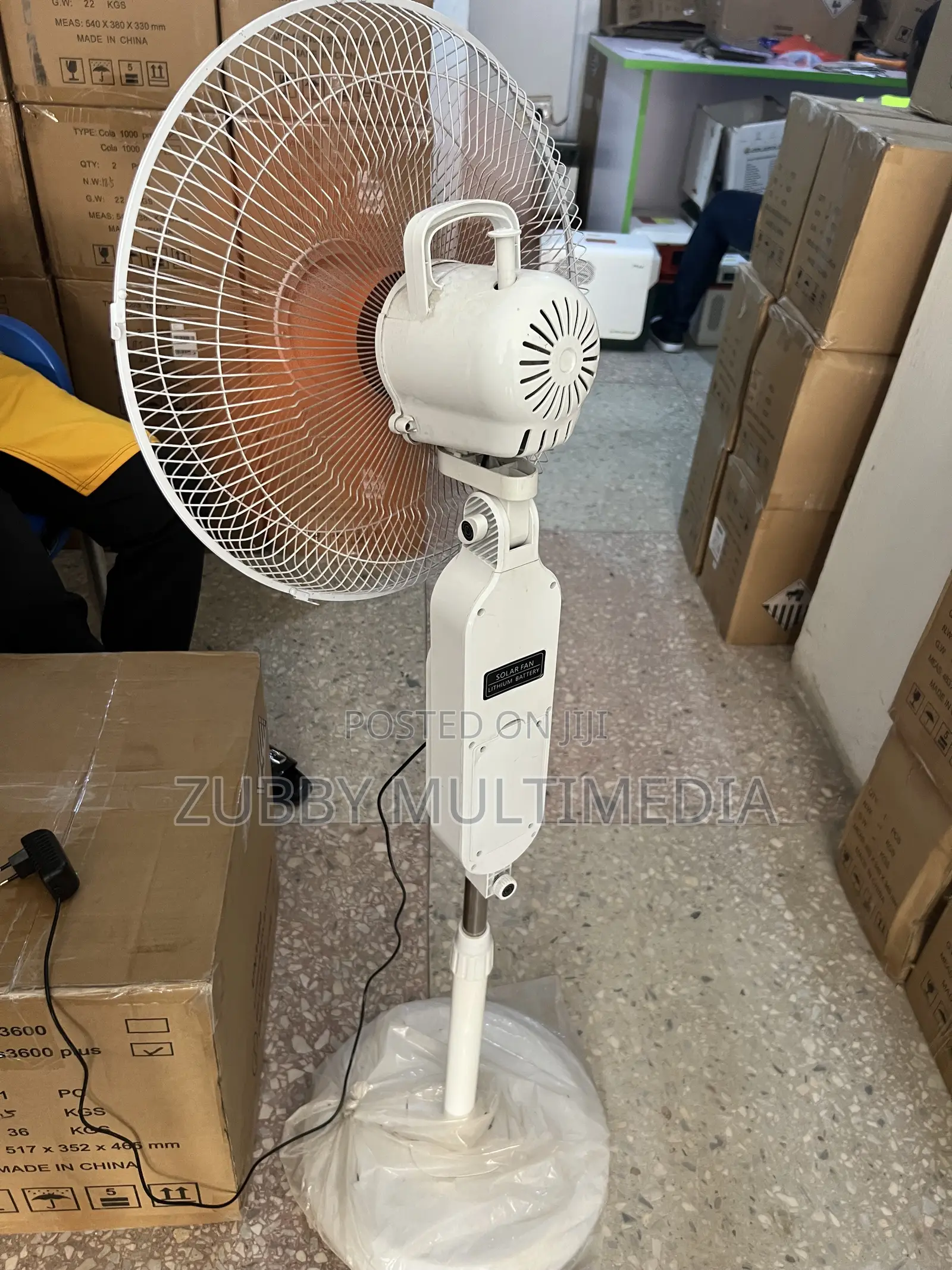 Cola Solar Fan 16 Inches