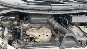 Toyota Quantum 2008 Silver