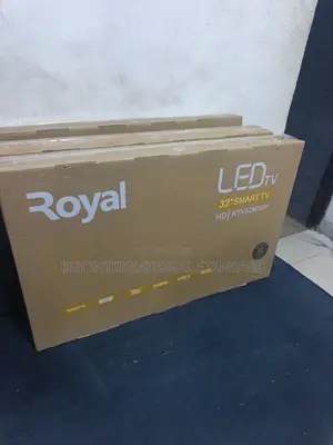 ROYAL RTV32M10P 32” Smart TV Multimedia Entertainment Screen