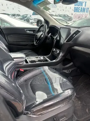 Ford Edge Titanium 2022 Silver