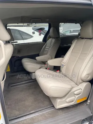 Toyota Sienna Limited 7 Passenger 2012 White
