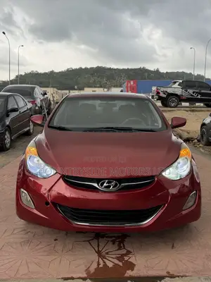 Hyundai Elantra 2012 Red