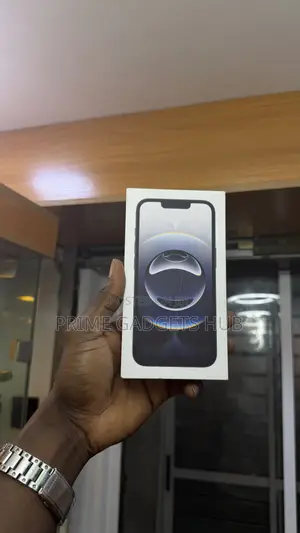 New Apple iPhone 16e 128 GB Black